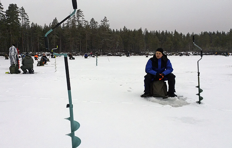 Kaira on syytä aina porata pystyyn, jolloin se ei ole vaaraksi kellekään. Kairat
